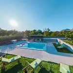 Eleona With Private Pool And Garden *