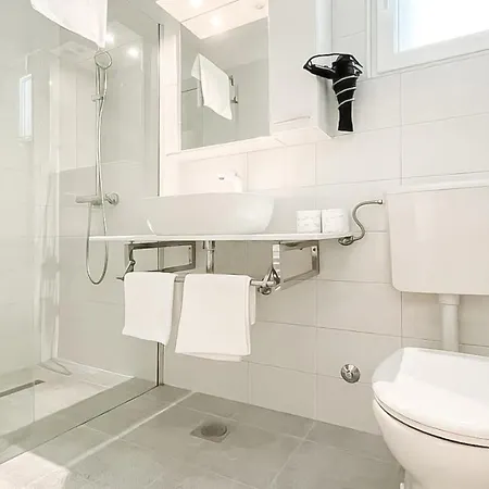 Eleona With Private Pool And Garden فيلة *