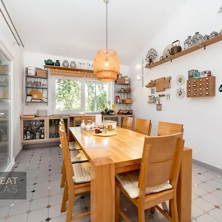 Eleona With Private Pool And Garden فيلة Tugare