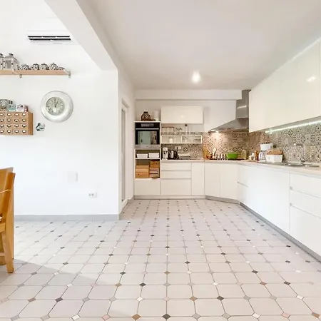 Eleona With Private Pool And Garden