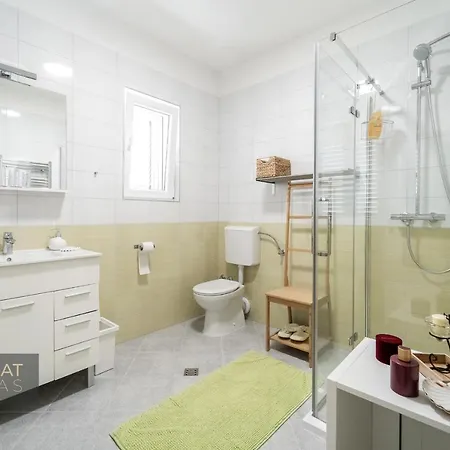 Eleona With Private Pool And Garden Tugare